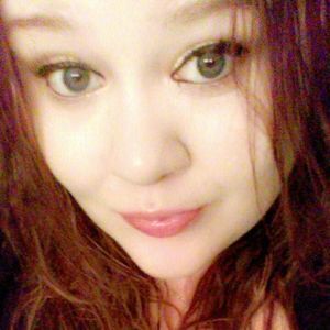 Meet your Posher, Liz